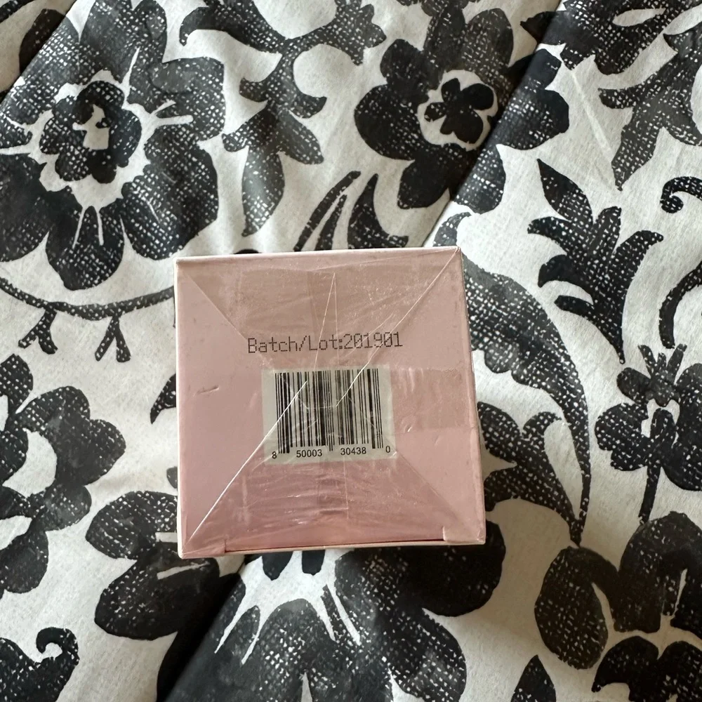 Rose water facial spray Grace & Stella new sealed - Picture 5 of 5